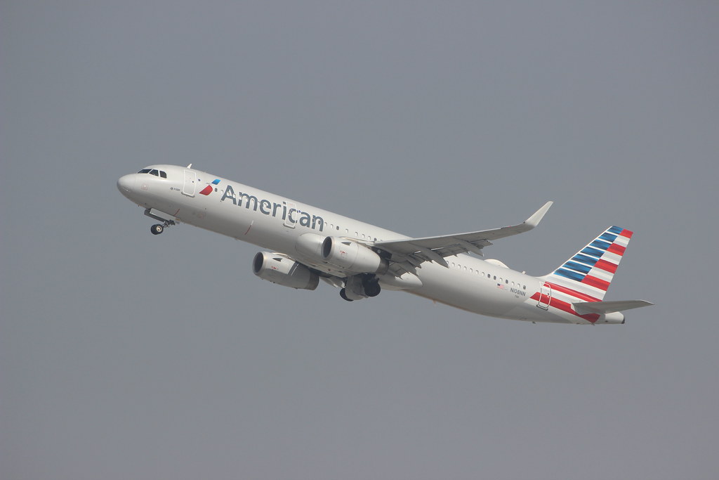 Photo of American Airlines N108NN, Airbus A321