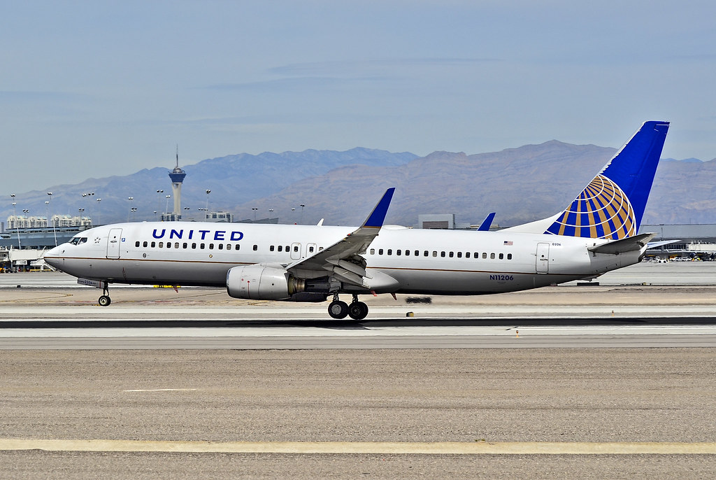 Photo of United N11206, Boeing 737-800