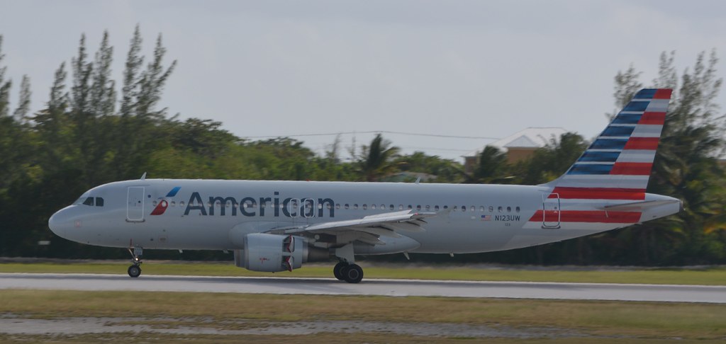 Photo of American Airlines N123UW, Airbus A320