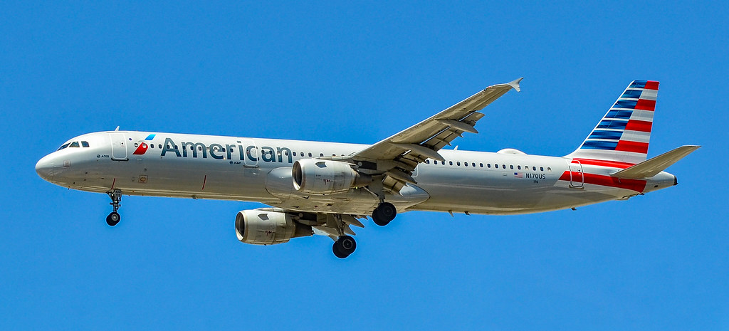 Photo of American Airlines N170US, Airbus A321