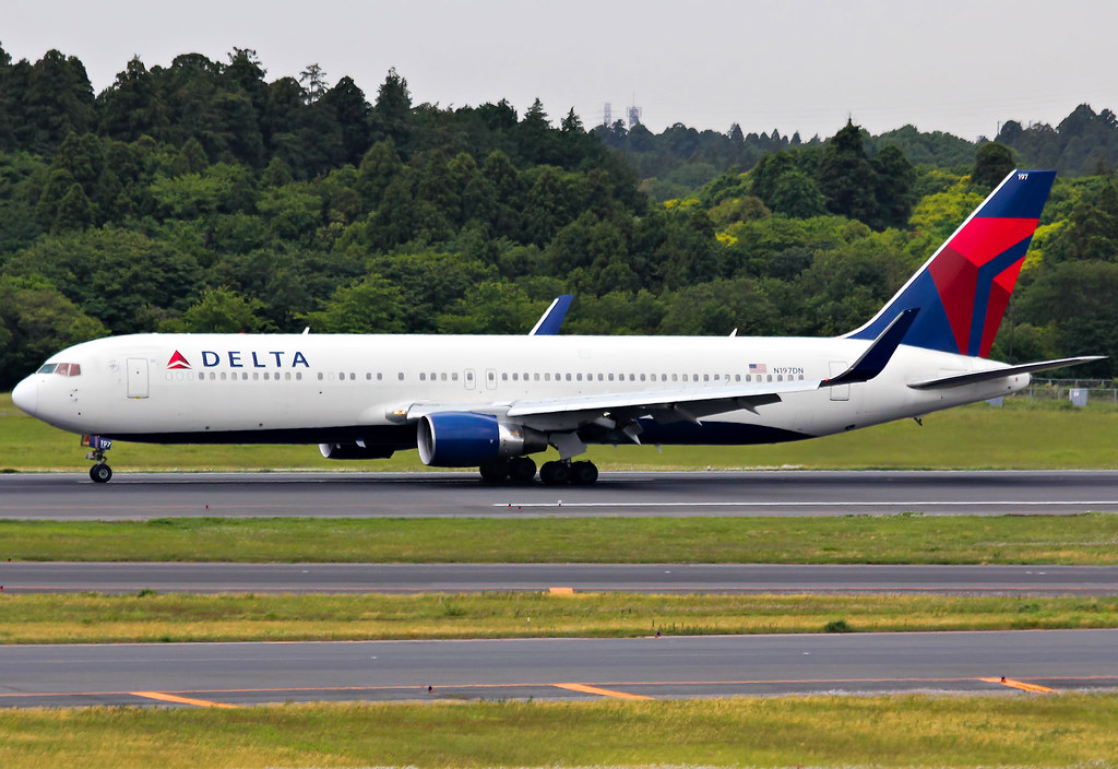 Photo of Delta Airlines N197DN, Boeing 767-300