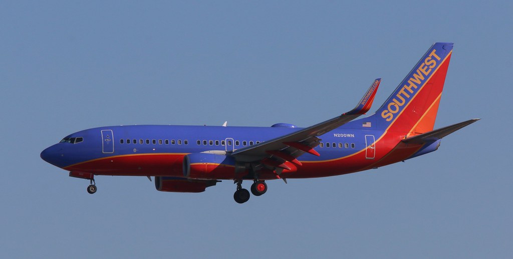 Photo of Southwest Airlines N200WN, Boeing 737-700