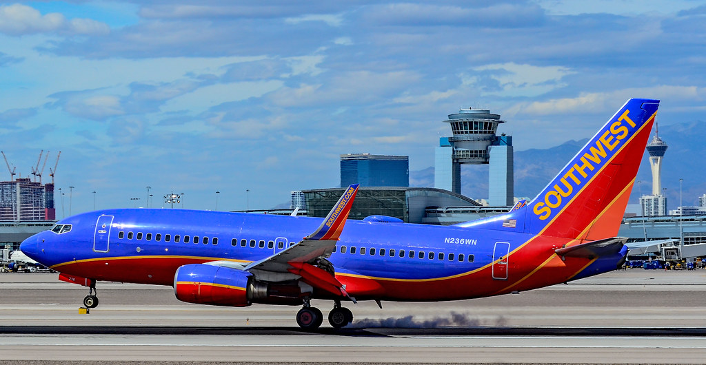 Photo of Southwest Airlines N236WN, Boeing 737-700