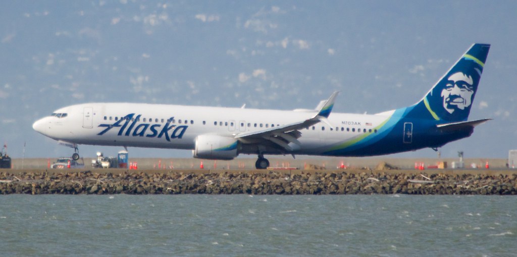 Photo of Alaska Airlines N293AK, Boeing 737-900