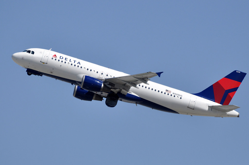 Photo of Delta Airlines N320US, Airbus A320