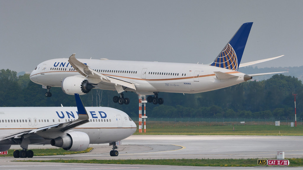 Photo of United N36962, Boeing 787-9 Dreamliner
