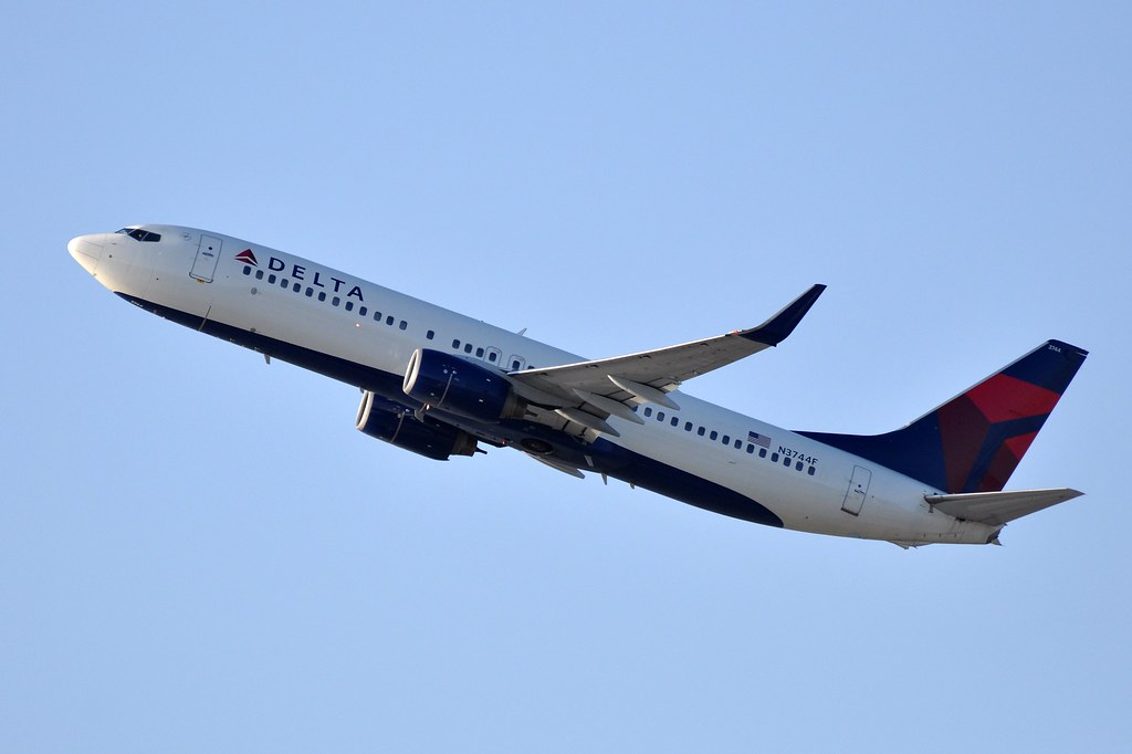 Photo of Delta Airlines N3744F, Boeing 737-800