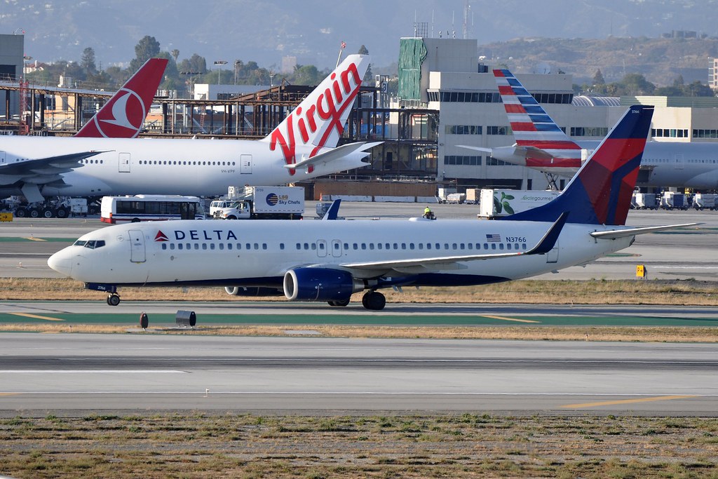 Photo of Delta Airlines N3766, Boeing 737-800