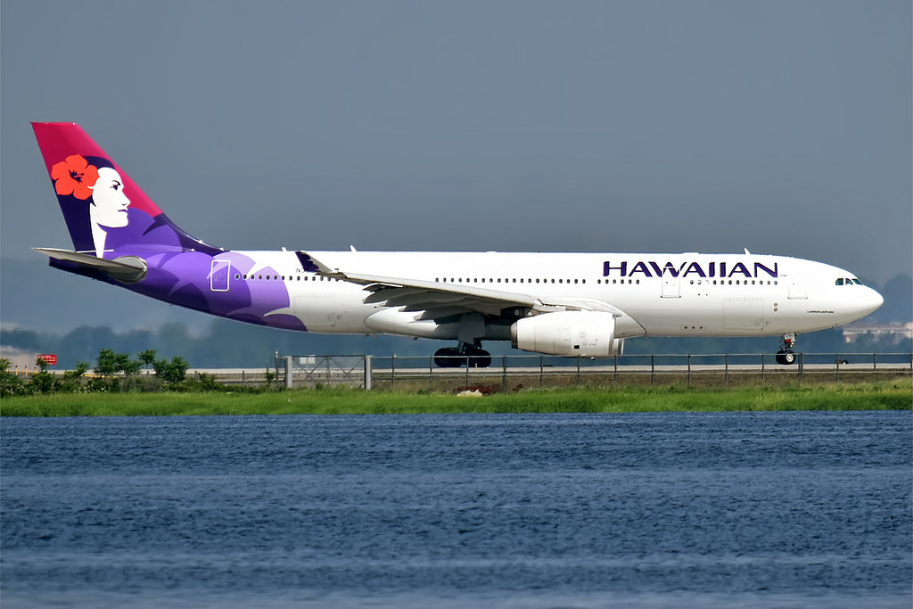 Photo of Hawaiian Airlines N390HA, Airbus A330-200