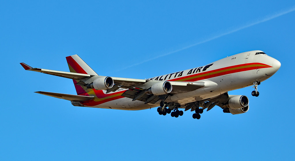 Photo of Kalitta Air N402KZ, Boeing 747-400