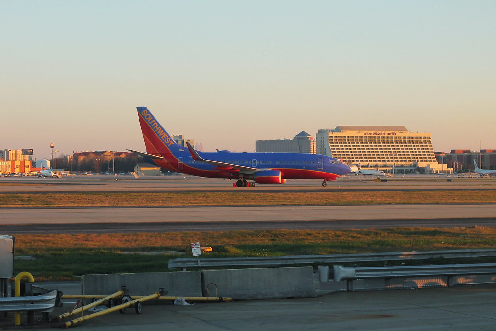 Photo of Southwest Airlines N427WN, Boeing 737-700