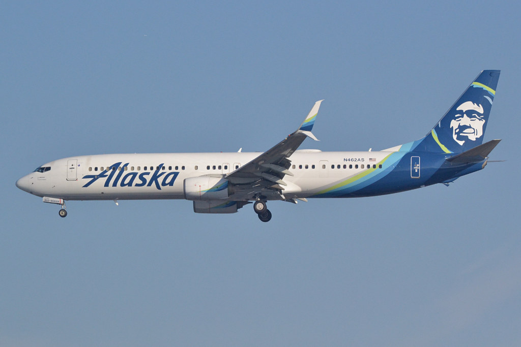 Photo of Alaska Airlines N462AS, Boeing 737-900