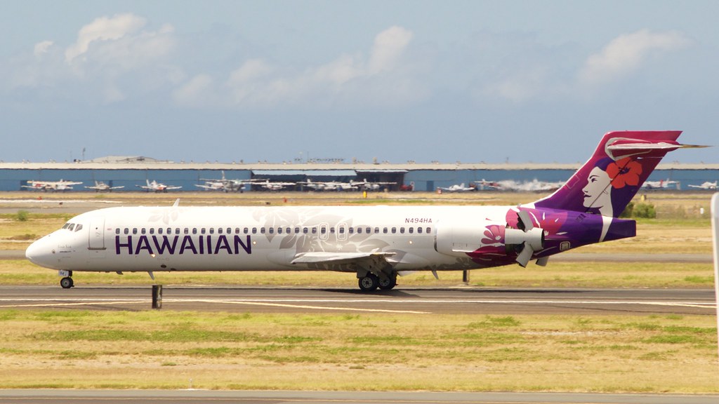 Photo of Hawaiian Airlines N494HA, Boeing 717-200