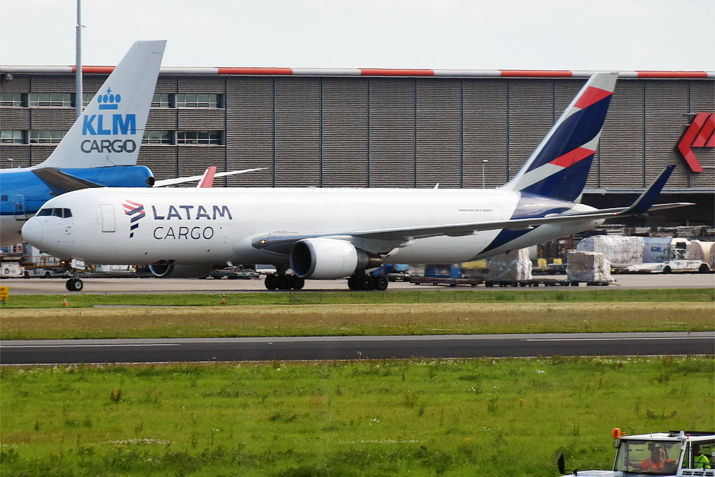 Photo of LANCO LATAM Cargo N534LA, Boeing 767-300