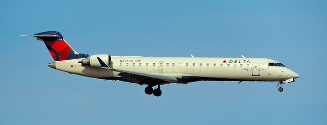 Photo of Photo of Canadair CRJ-700