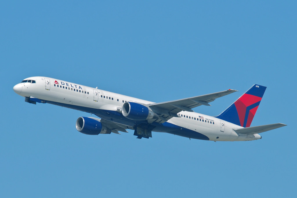 Photo of Delta Airlines N6708D, Boeing 757-200