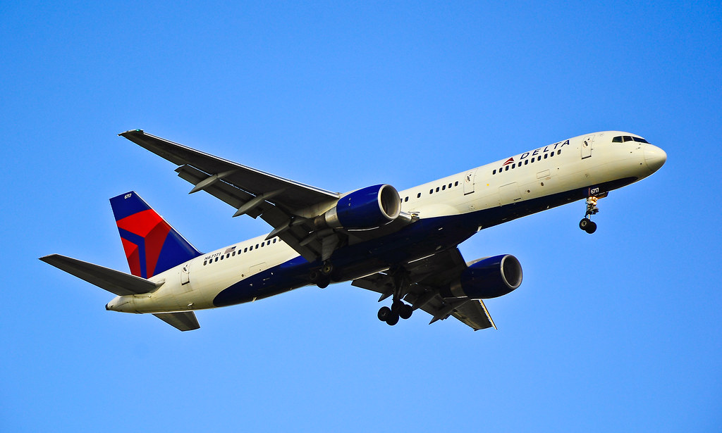 Photo of Delta Airlines N67171, Boeing 757-200