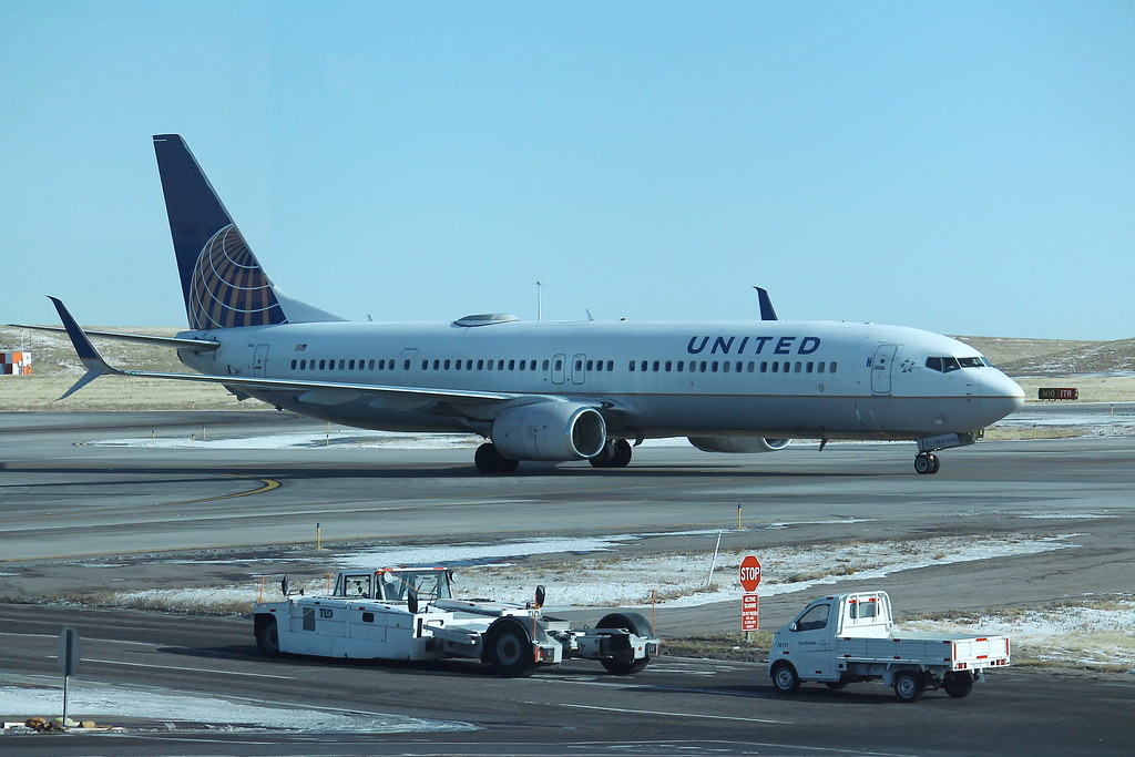 Photo of United N69816, Boeing 737-900