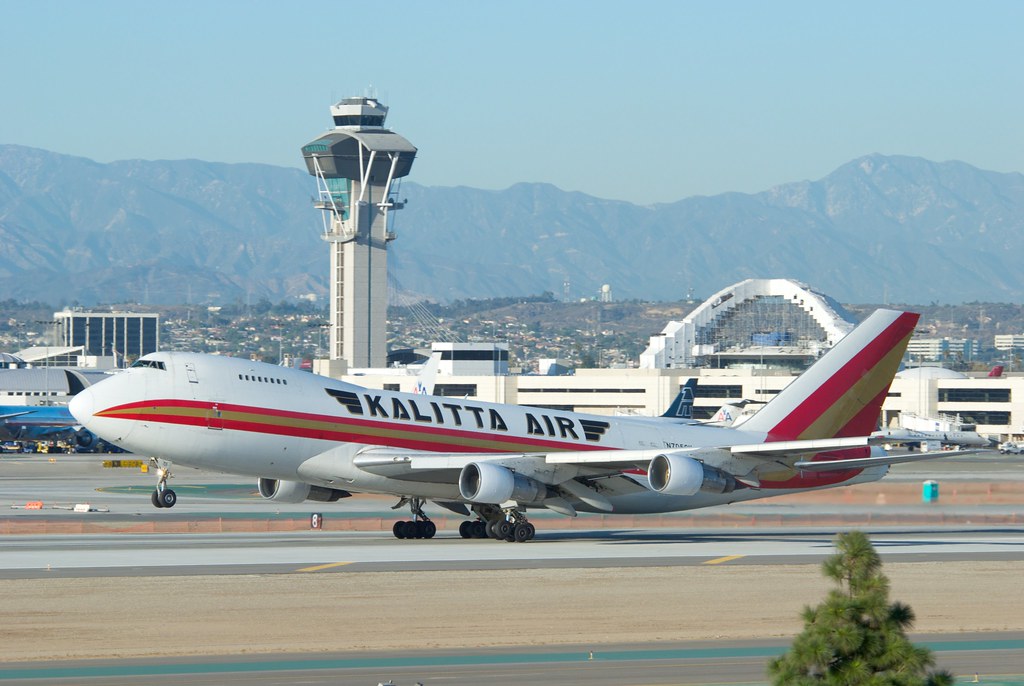 Photo of Kalitta Air N705CK, Boeing 747-400