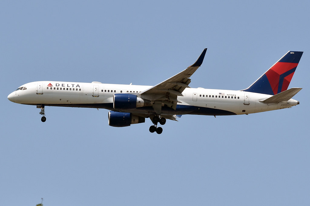 Photo of Delta Airlines N711ZX, Boeing 757-200