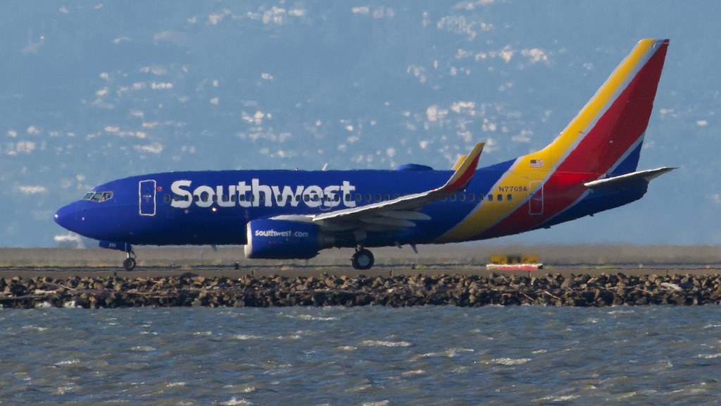 Photo of Southwest Airlines N770SA, Boeing 737-700