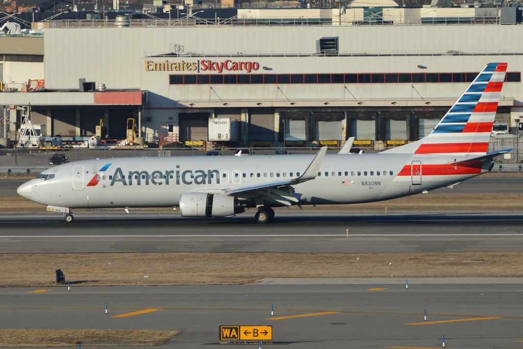 Photo of American Airlines N830NN, Boeing 737-800
