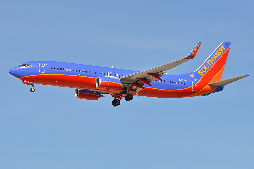 Photo of Southwest Airlines N8329B, Boeing 737-800