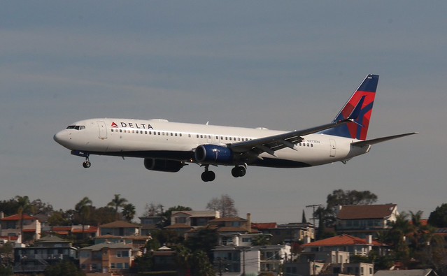 Photo of N833DN