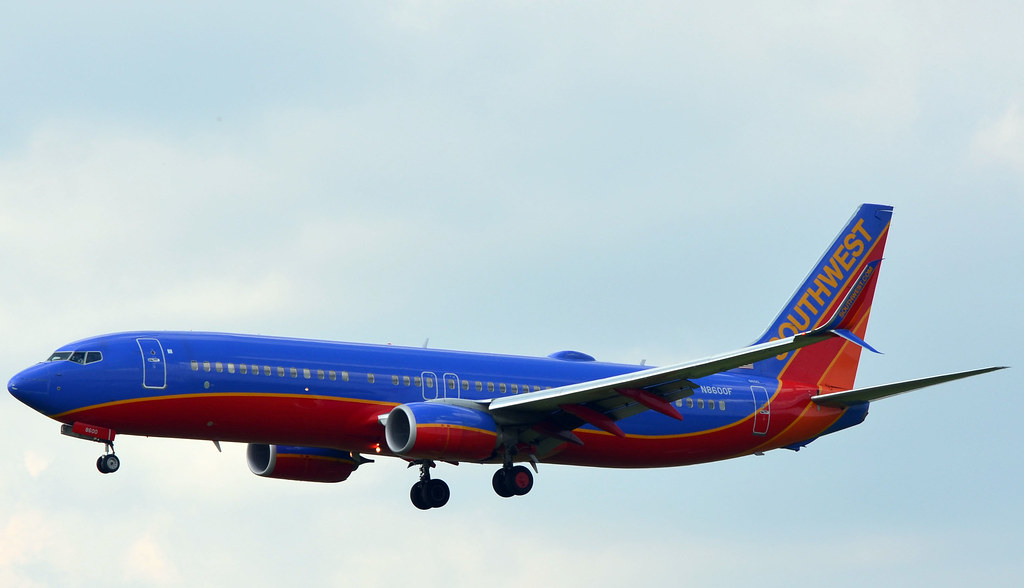 Photo of Southwest Airlines N8600F, Boeing 737-800