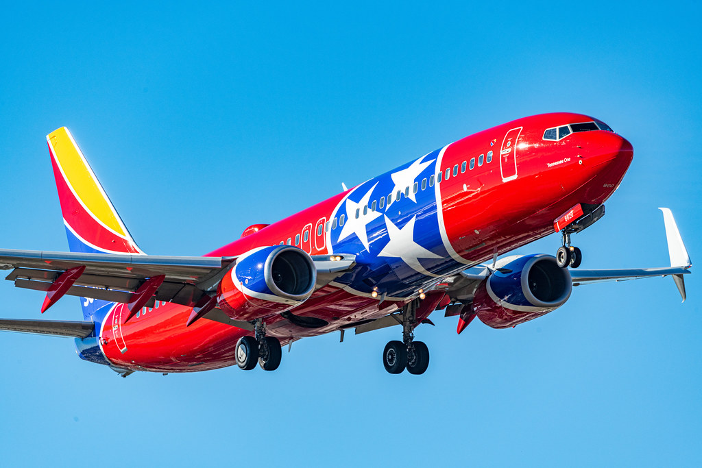 Photo of Southwest Airlines N8620H, Boeing 737-800