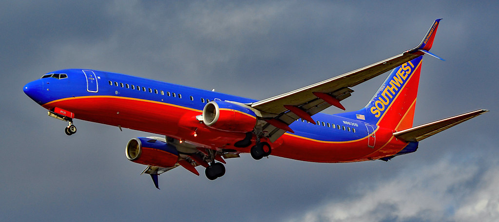 Photo of Southwest Airlines N8630B, Boeing 737-800
