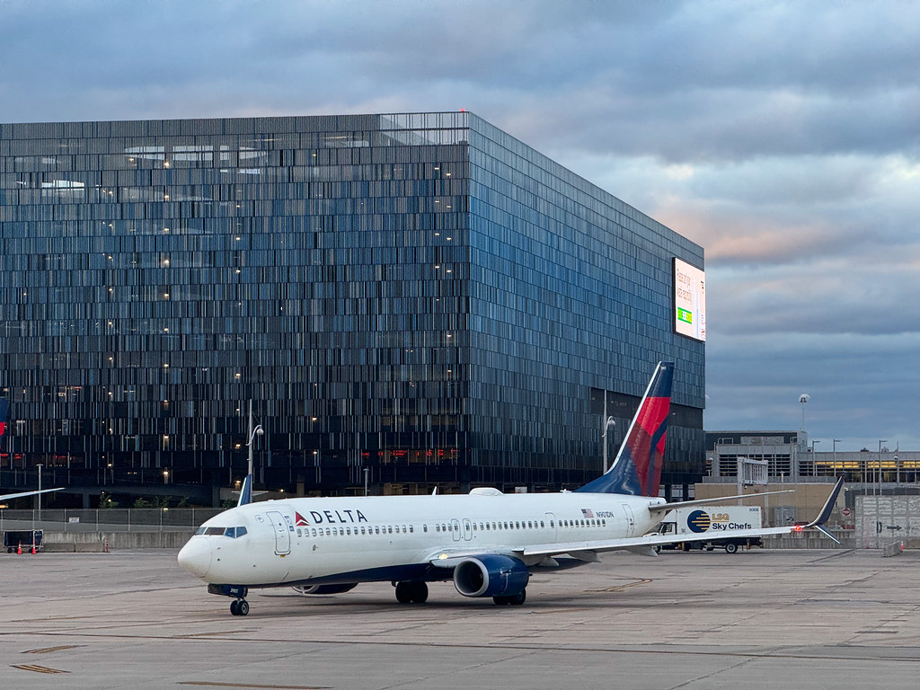 Photo of Delta Airlines N901DN, Boeing 737-800