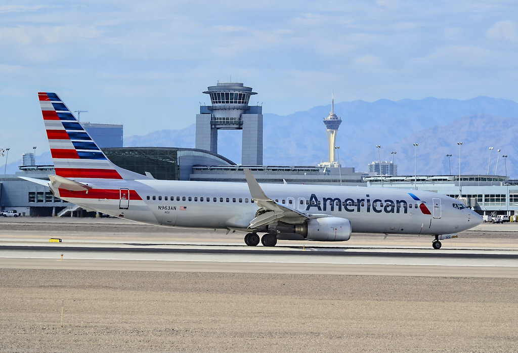Photo of American Airlines N963AN, Boeing 737-800