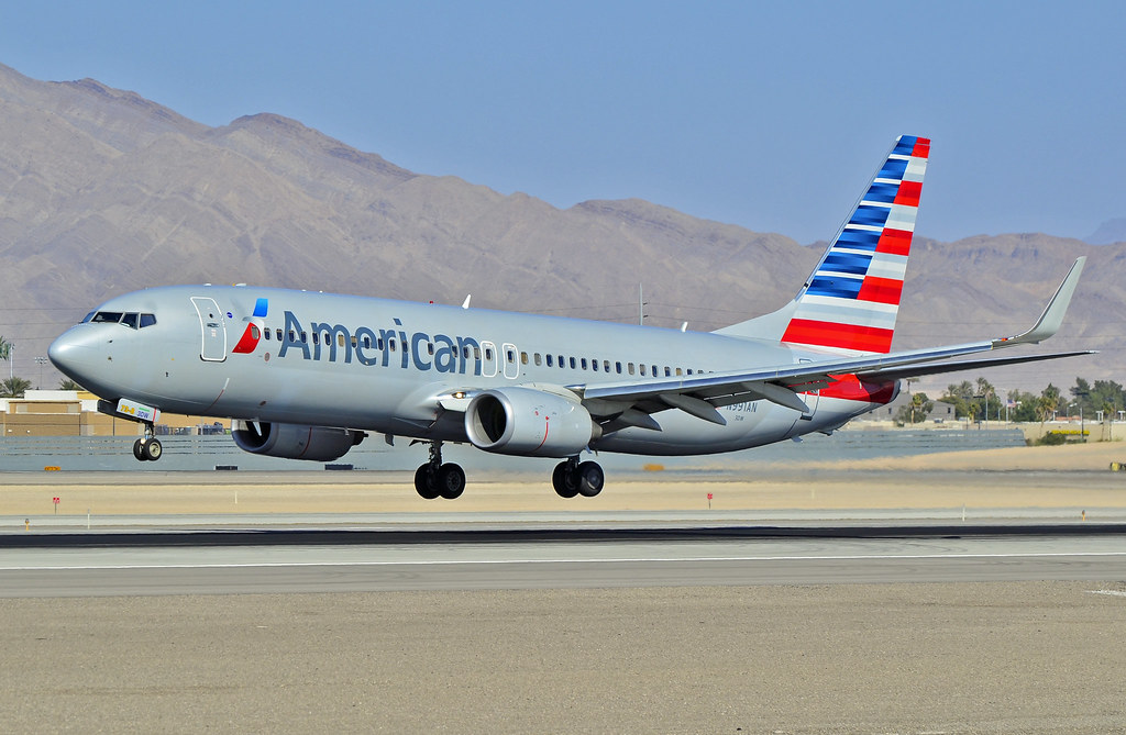 Photo of American Airlines N991AN, Boeing 737-800