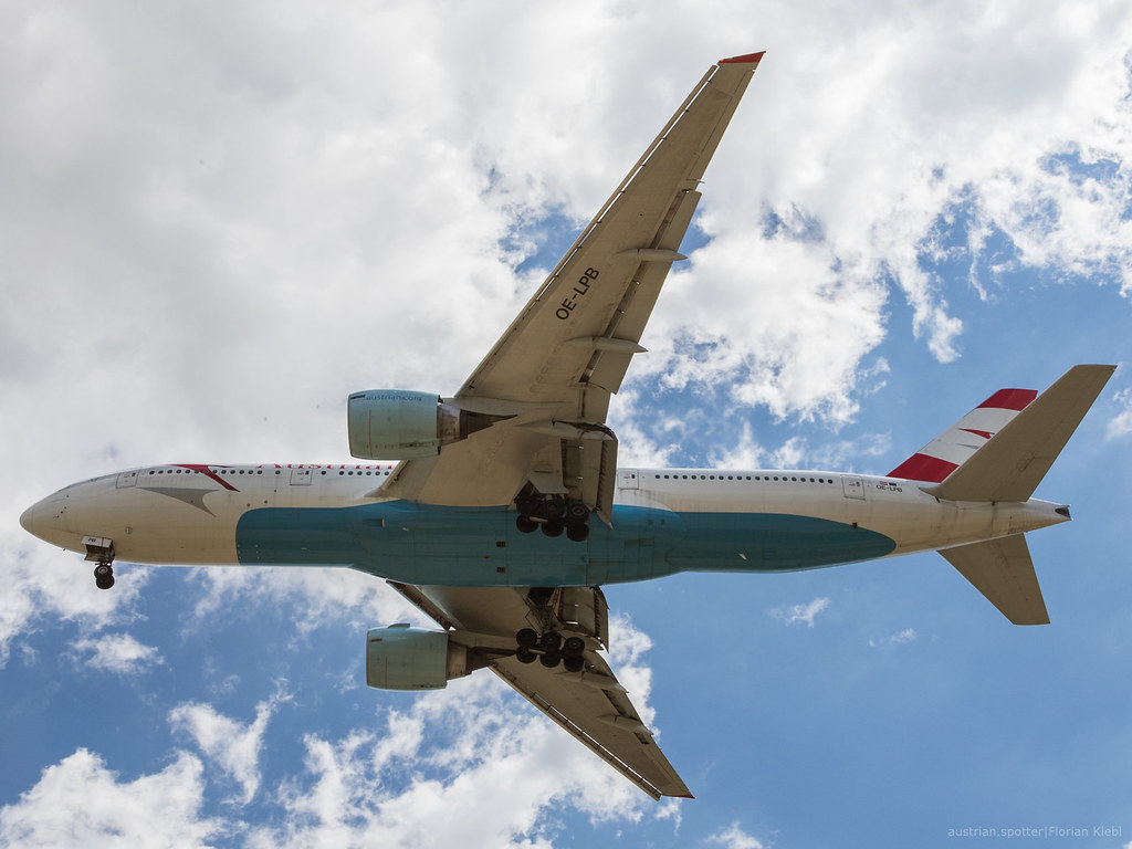Photo of Austrian Airlines OE-LPB, Boeing 777-200