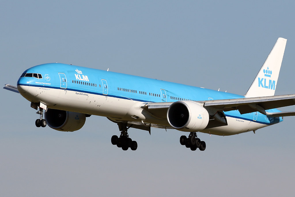 Photo of KLM PH-BVI, Boeing 777-300