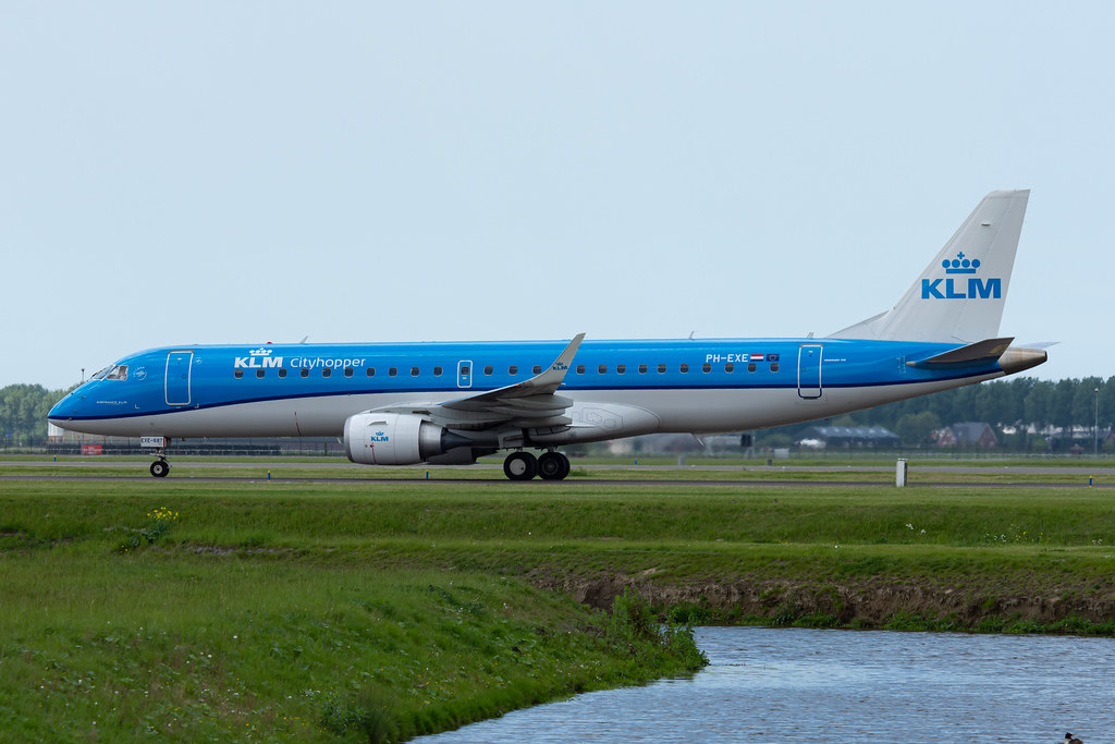 Photo of KLM Cityhopper PH-EXE, Embraer ERJ-190