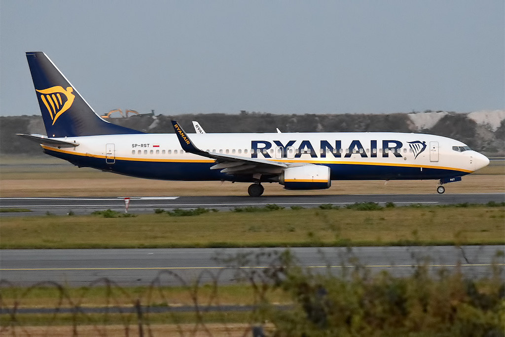 Photo of Buzz SP-RST, Boeing 737-800