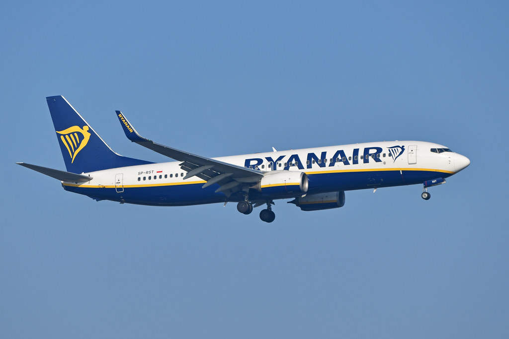 Photo of Buzz SP-RST, Boeing 737-800