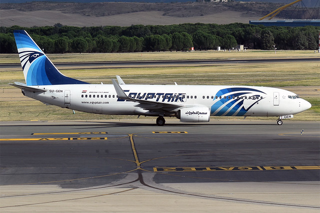 Photo of Photo of Boeing 737-800