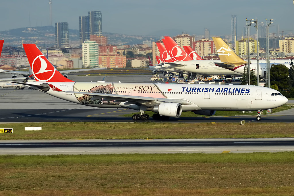 Photo of THY Turkish Airlines TC-JOG, Airbus A330-300