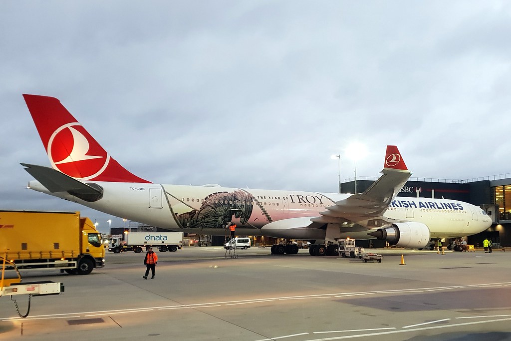 Photo of THY Turkish Airlines TC-JOG, Airbus A330-300