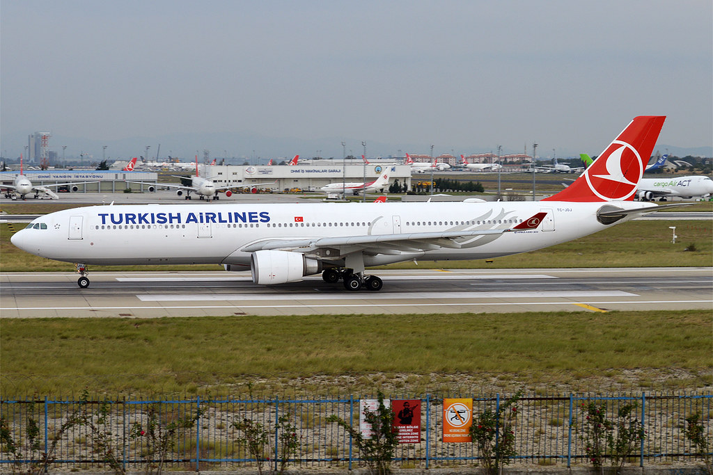 Photo of THY Turkish Airlines TC-JOJ, Airbus A330-300