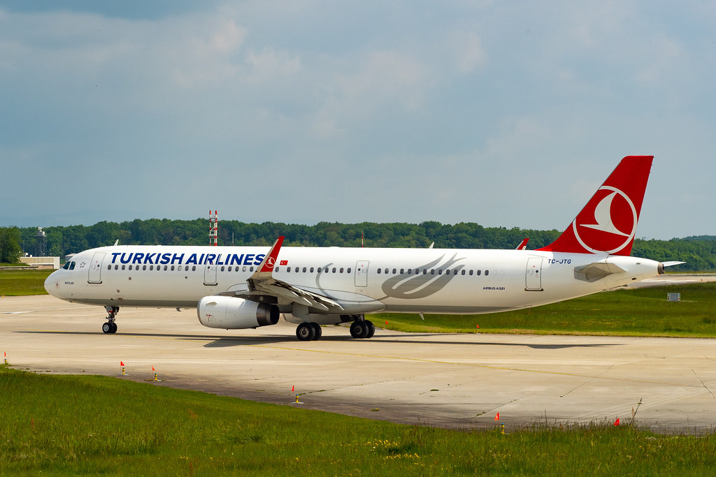 Photo of THY Turkish Airlines TC-JTG, Airbus A321