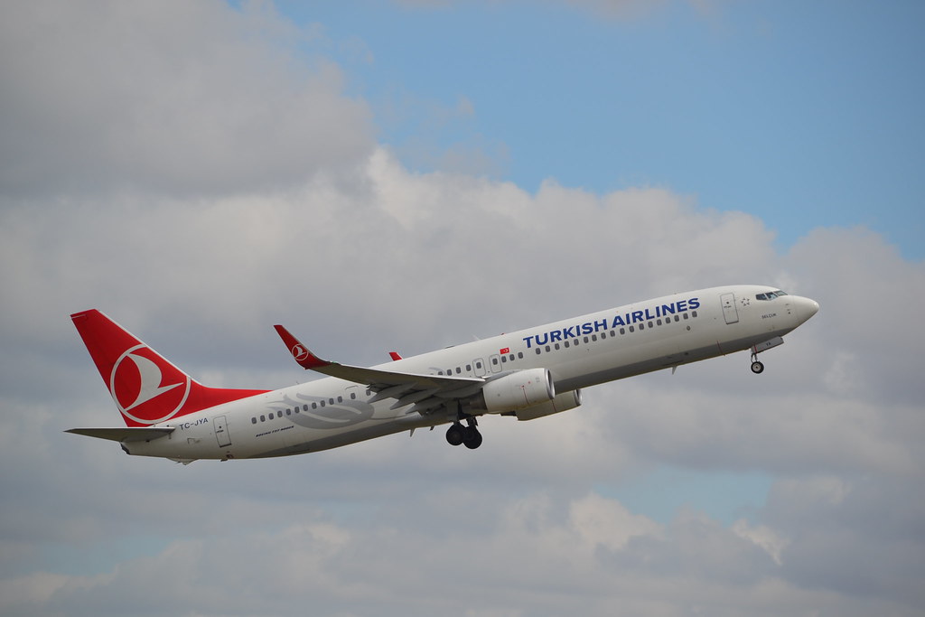 Photo of THY Turkish Airlines TC-JYA, Boeing 737-900