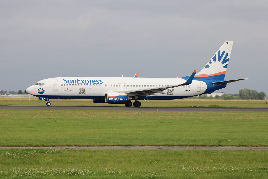 Photo of Sun Express TC-SOB, Boeing 737-800
