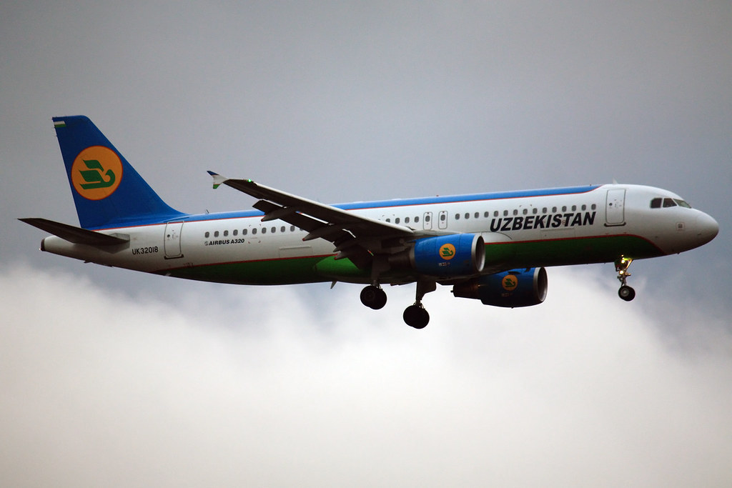 Photo of Uzbekistan Airways UK32018, Airbus A320