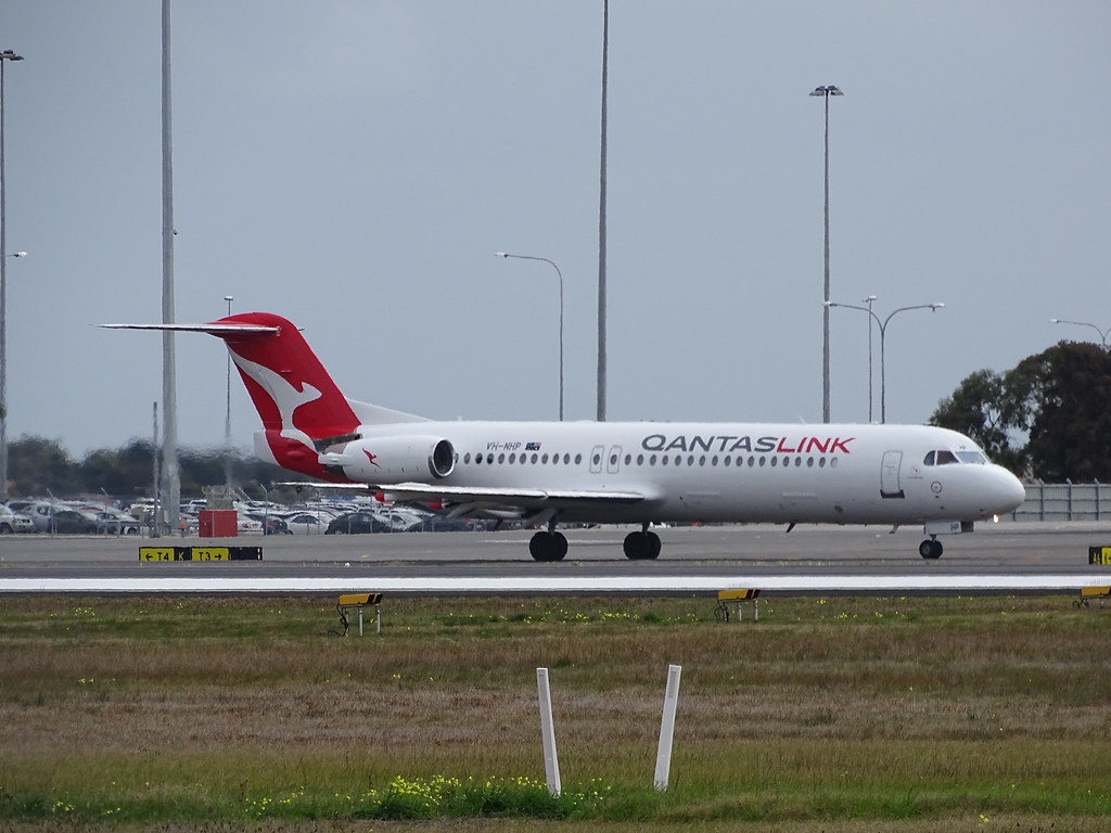Photo of Network Aviation Australia VH-NHP, Fokker 100
