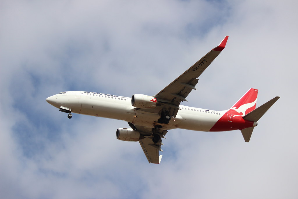 Photo of Qantas VH-VXT, Boeing 737-800