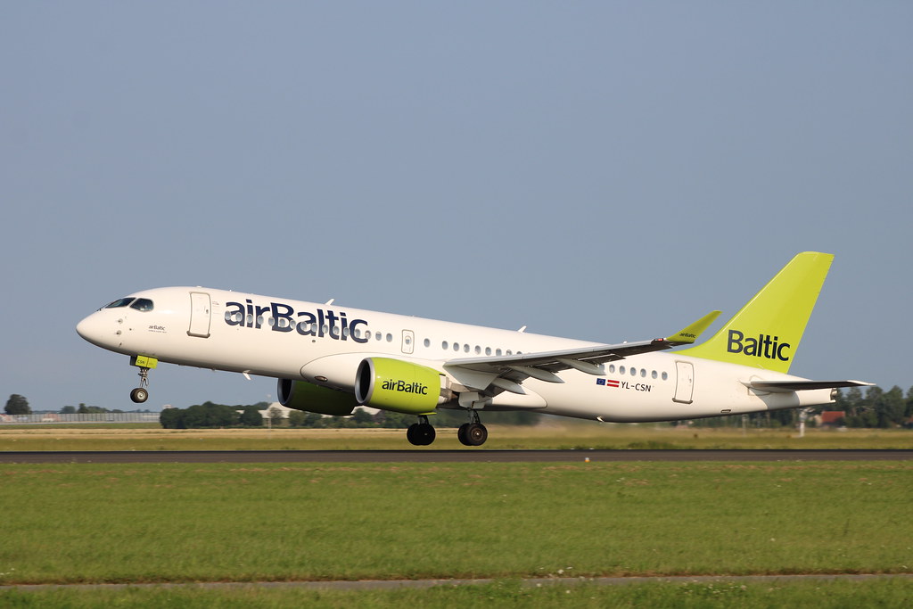 Photo of Air Baltic YL-CSN, Airbus A220-300